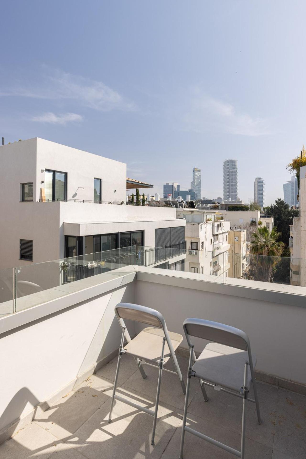 Stunning Penthouse - Private Pool *